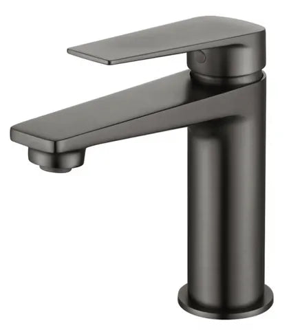 Zevio Short Basin Mixer